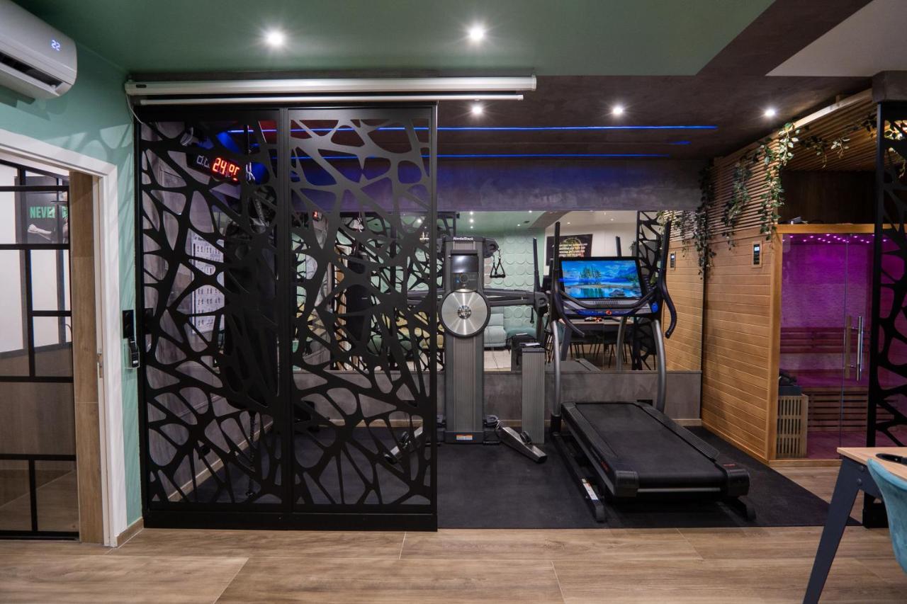 Capsule Wellness - Sauna - Balneo - Machine De Sport Privatif - Ps5 - 2 *